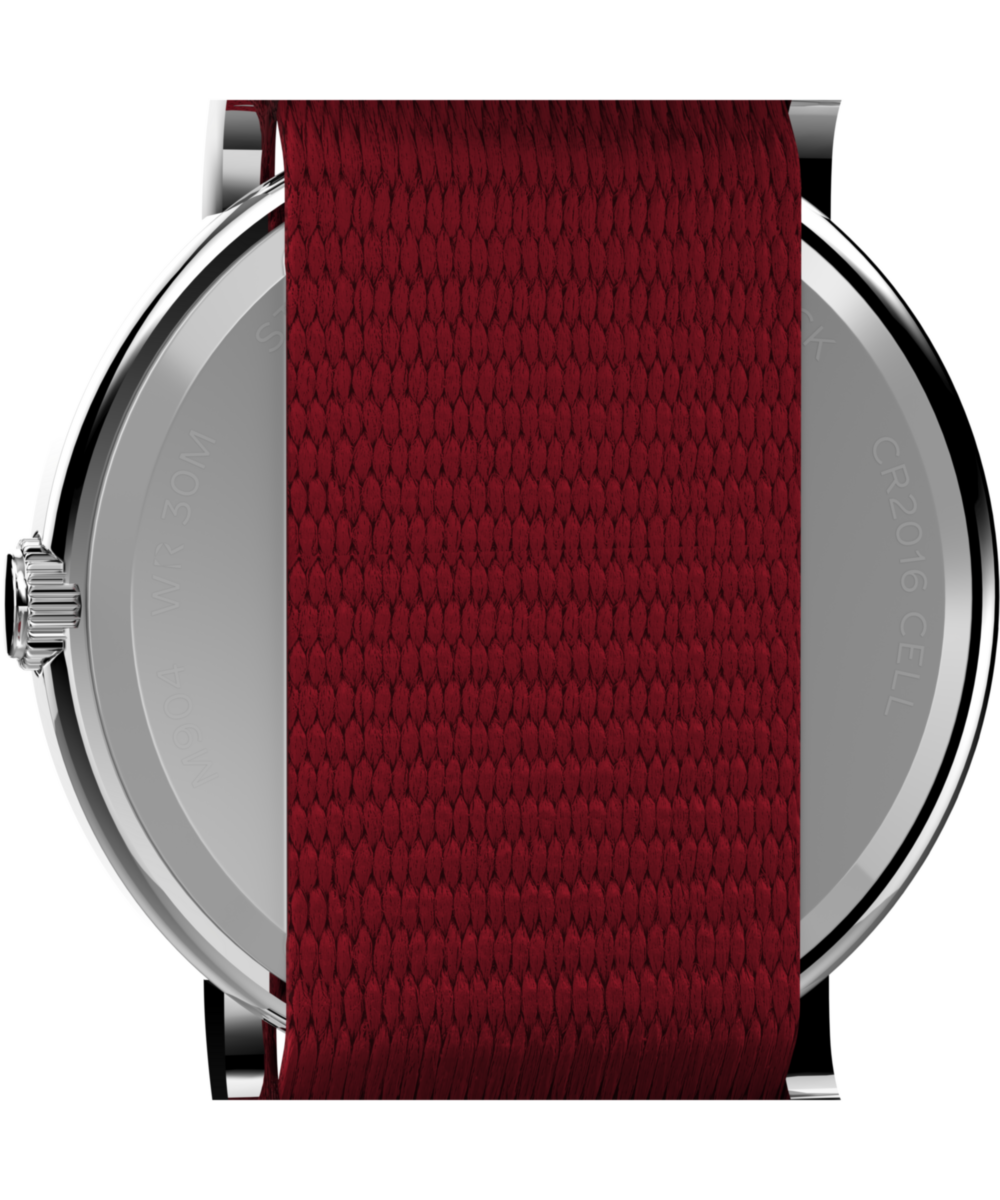 Peanuts® x Timex Snoopy 38mm Fabric Strap Watch - Image 4