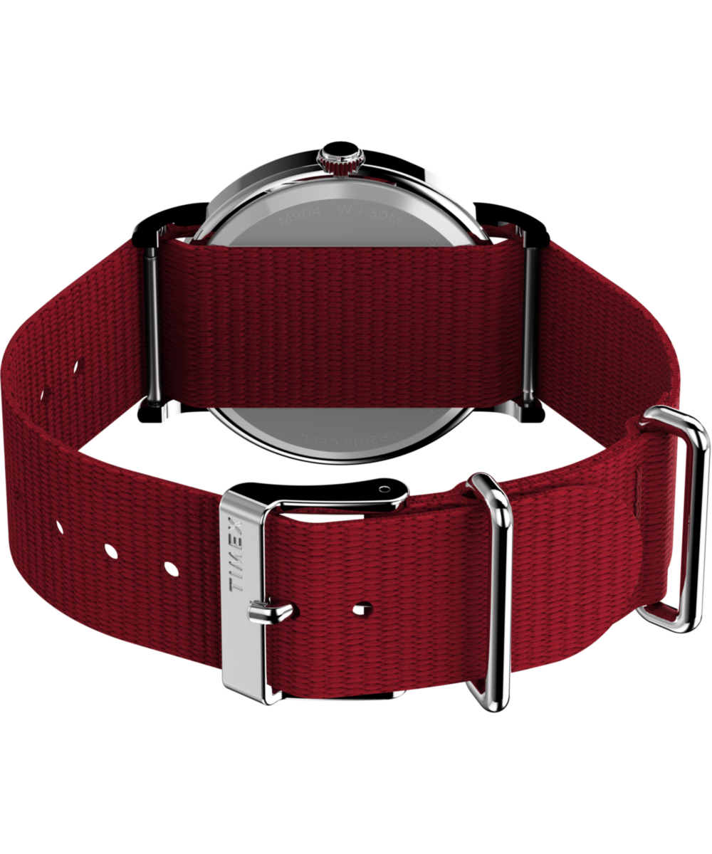 Peanuts® x Timex Snoopy 38mm Fabric Strap Watch - Image 5