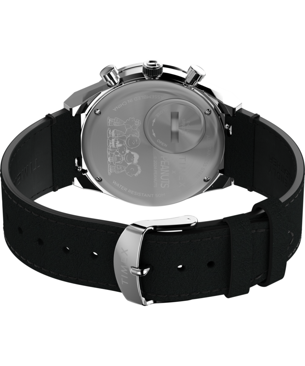 Peanuts® x Q Timex® Snoopy 40mm Leather Strap Watch - Image 6