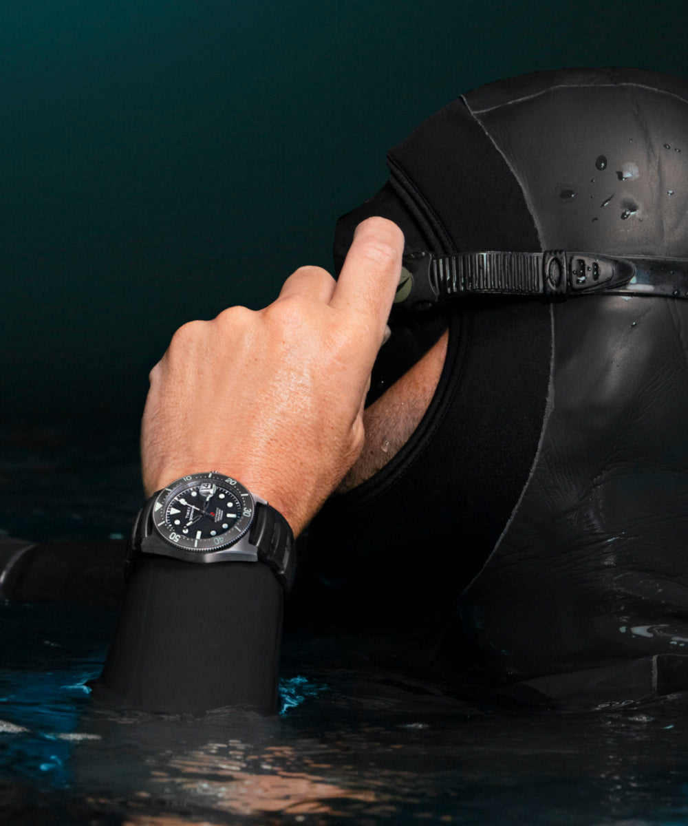 Deepwater Reef 200 Titanium Automatic 41mm Synthetic Rubber Strap Watch - Image 2