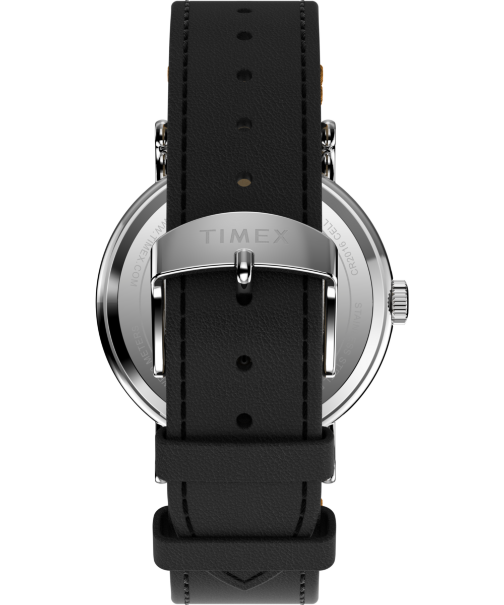 Peanuts® x Timex Weekender Pumpkin Dial 40mm Leather Strap Watch - Image 3