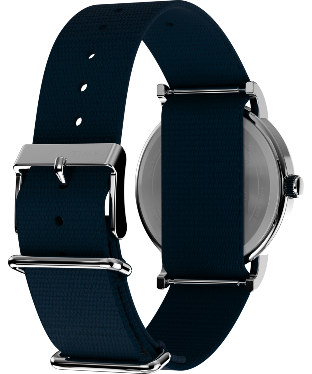 Peanuts® x Timex Weekender Baseball 38mm Fabric Strap Watch - Image 5