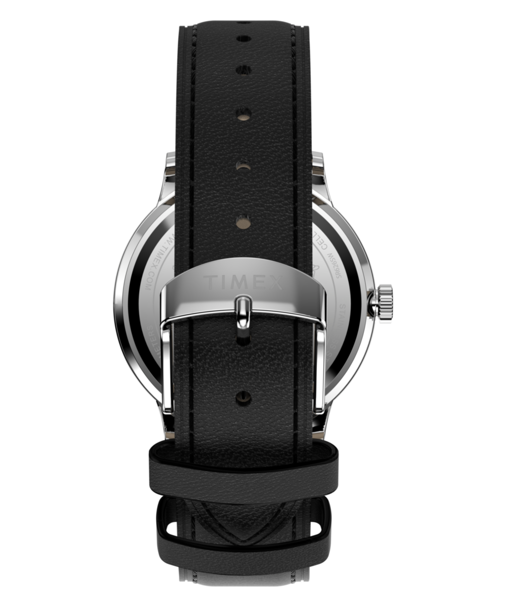 Peanuts® x Timex Waterbury Classic 40mm Leather Strap Watch - Image 4