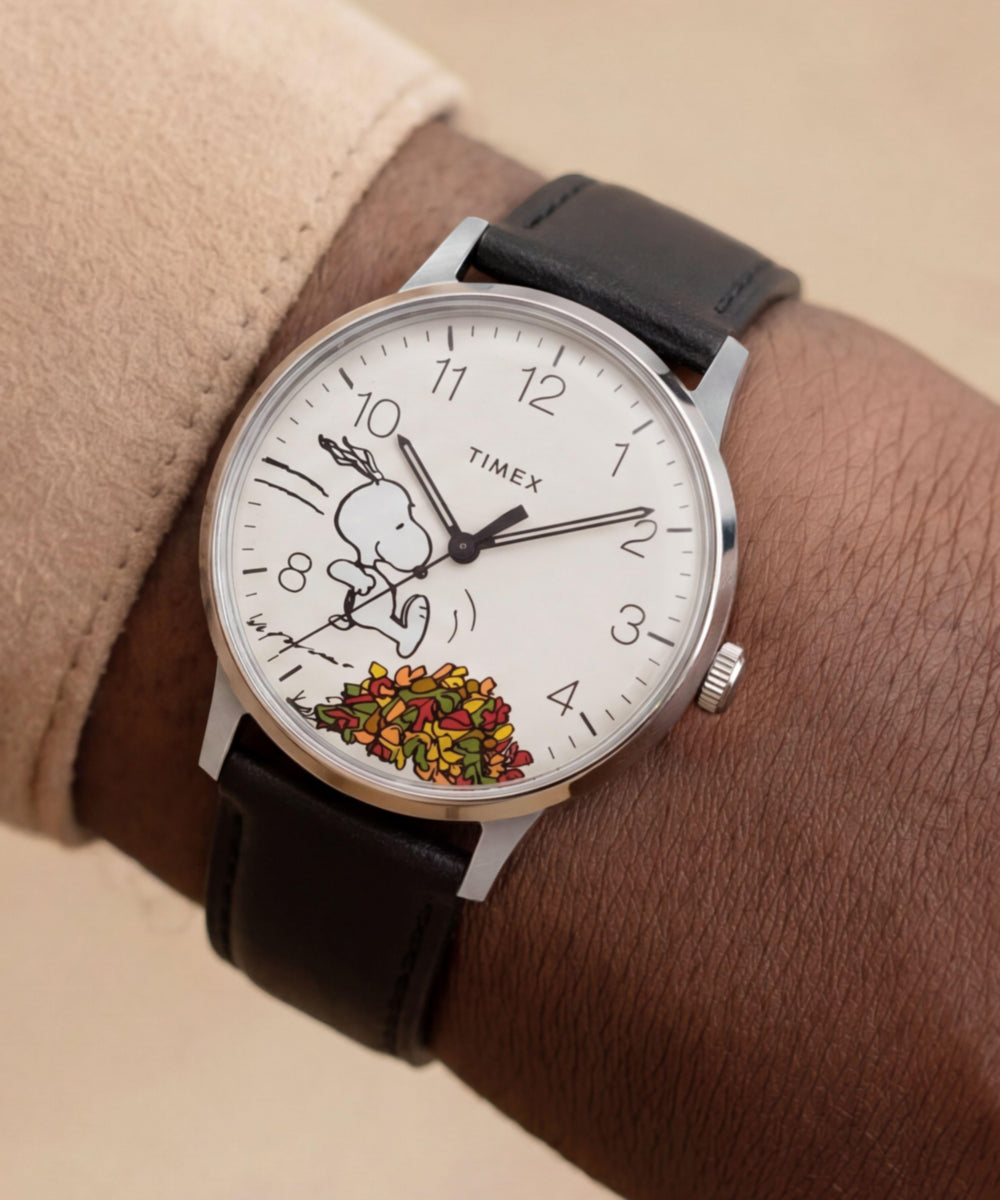 Peanuts® x Timex Waterbury Classic 40mm Leather Strap Watch - Image 2